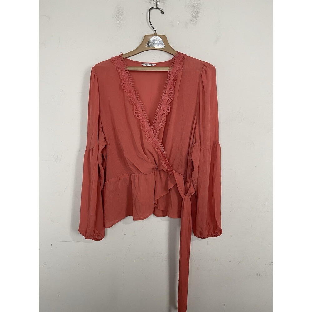 Express Womens Shirt XL Pink Coquette Lace‎ Wrap Feminine Holiday Event Evening